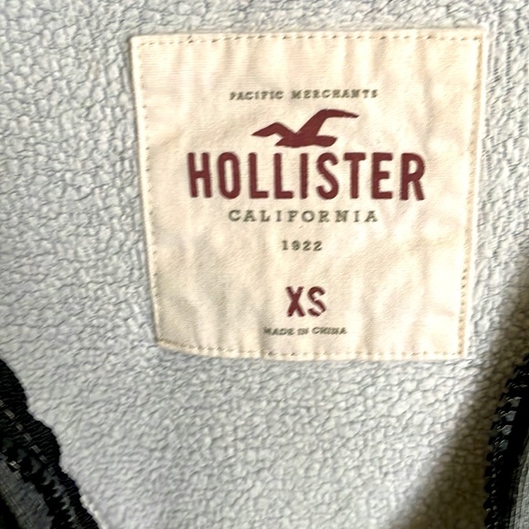 Hollister zip up hoodie - Picture 2 of 3